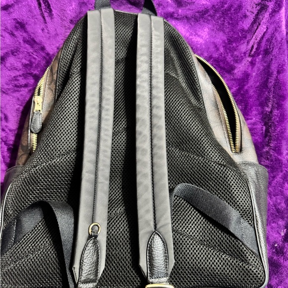 Coach leather backpack - Picture 3 of 4